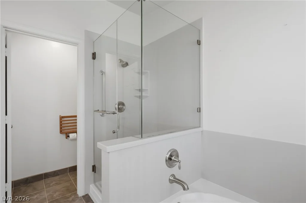 8243 Lone Feather, Las Vegas, NV 89123