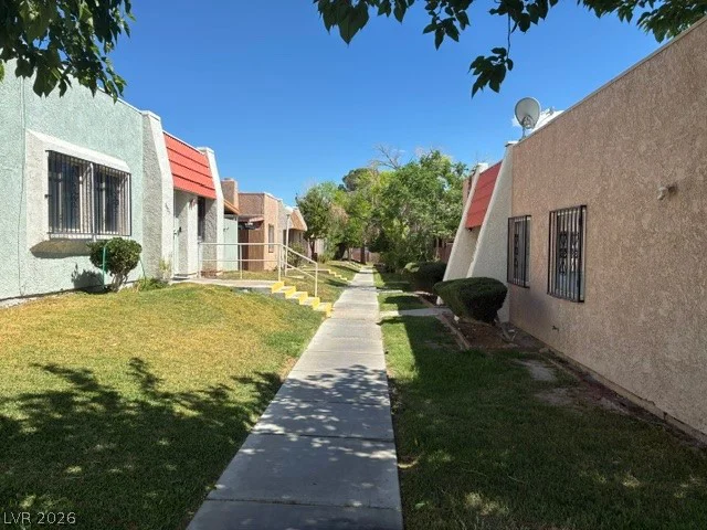 3638 Villa Knolls East, Las Vegas, NV 89120