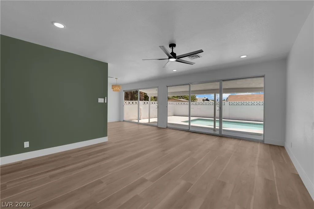 1524 Bonita, Las Vegas, NV 89104