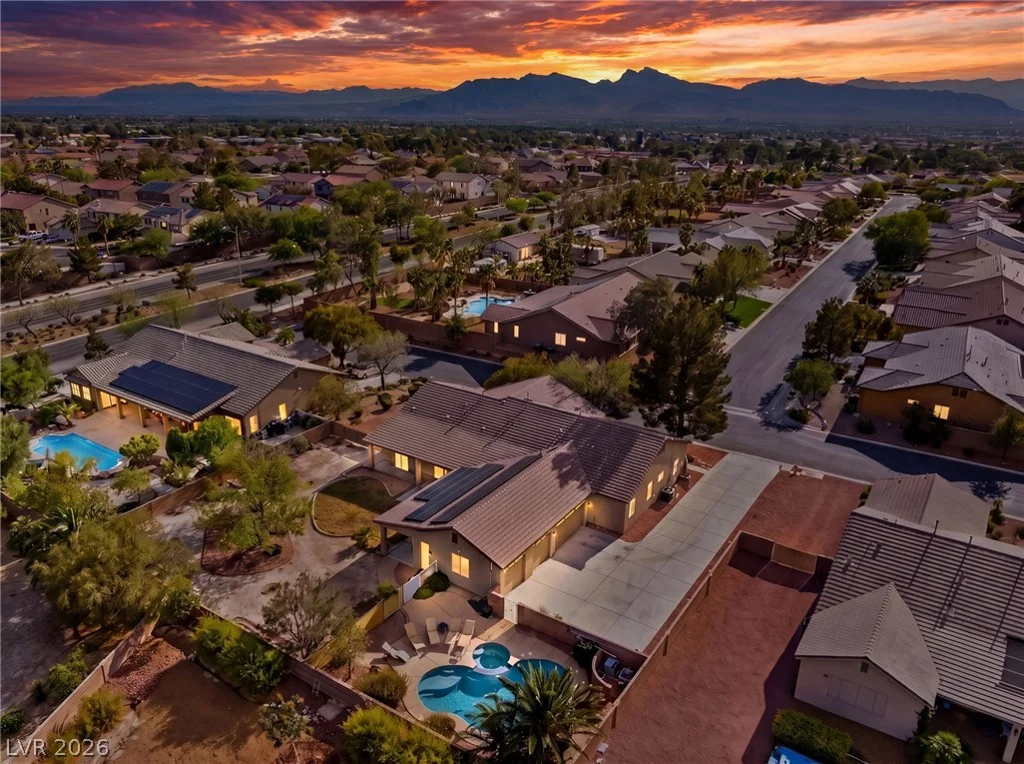 8088 Winchester Bluff, Las Vegas, NV 89131