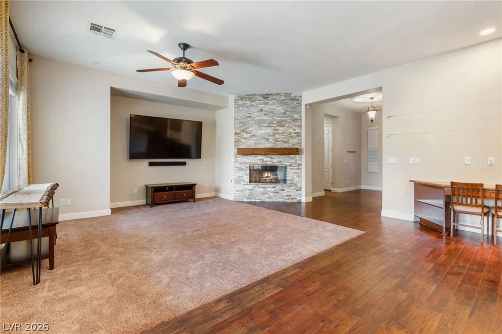 8088 Winchester Bluff, Las Vegas, NV 89131