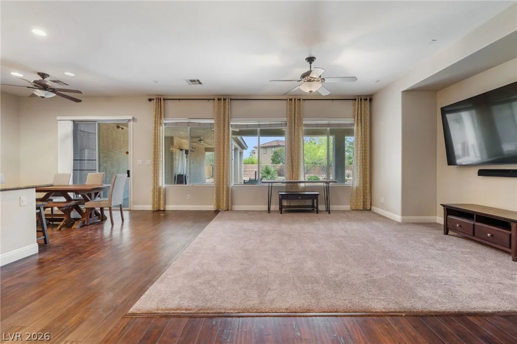 8088 Winchester Bluff, Las Vegas, NV 89131