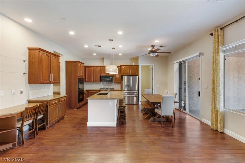 8088 Winchester Bluff, Las Vegas, NV 89131