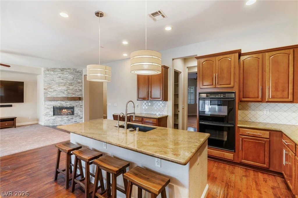 8088 Winchester Bluff, Las Vegas, NV 89131