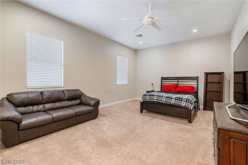 8088 Winchester Bluff, Las Vegas, NV 89131
