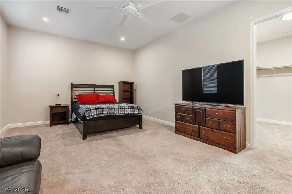 8088 Winchester Bluff, Las Vegas, NV 89131