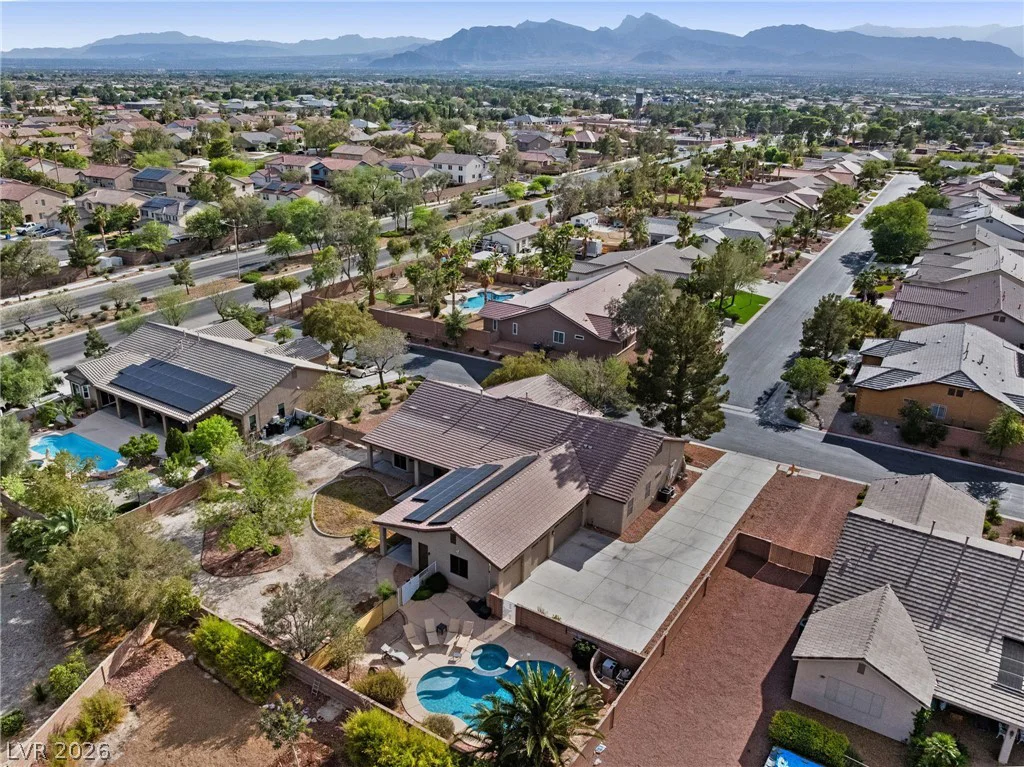 8088 Winchester Bluff, Las Vegas, NV 89131
