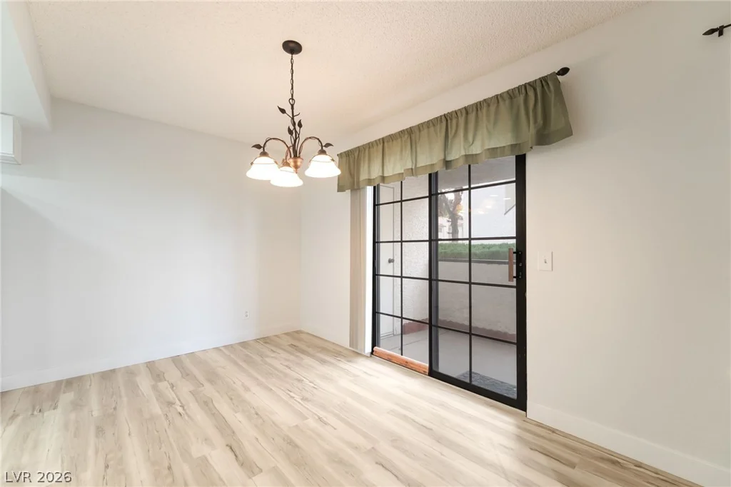 6633 Tropicana, Las Vegas, NV 89103