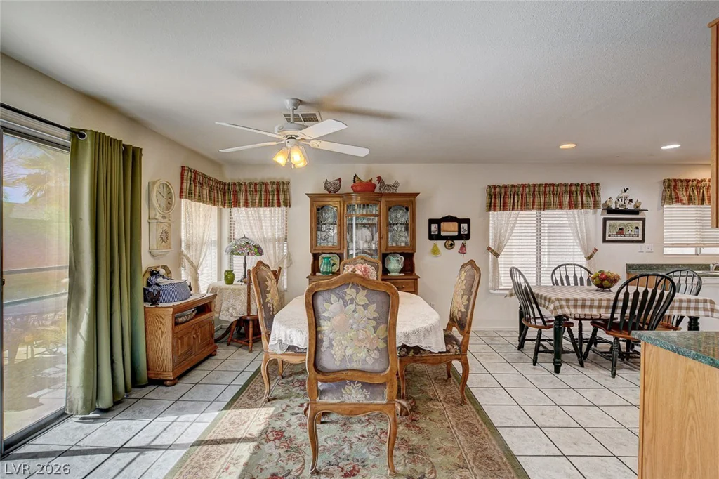 3709 Shanagolden, Las Vegas, NV 89129