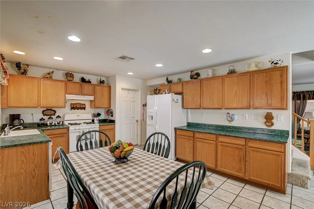 3709 Shanagolden, Las Vegas, NV 89129