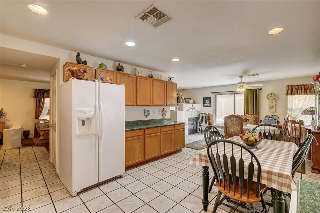 3709 Shanagolden, Las Vegas, NV 89129
