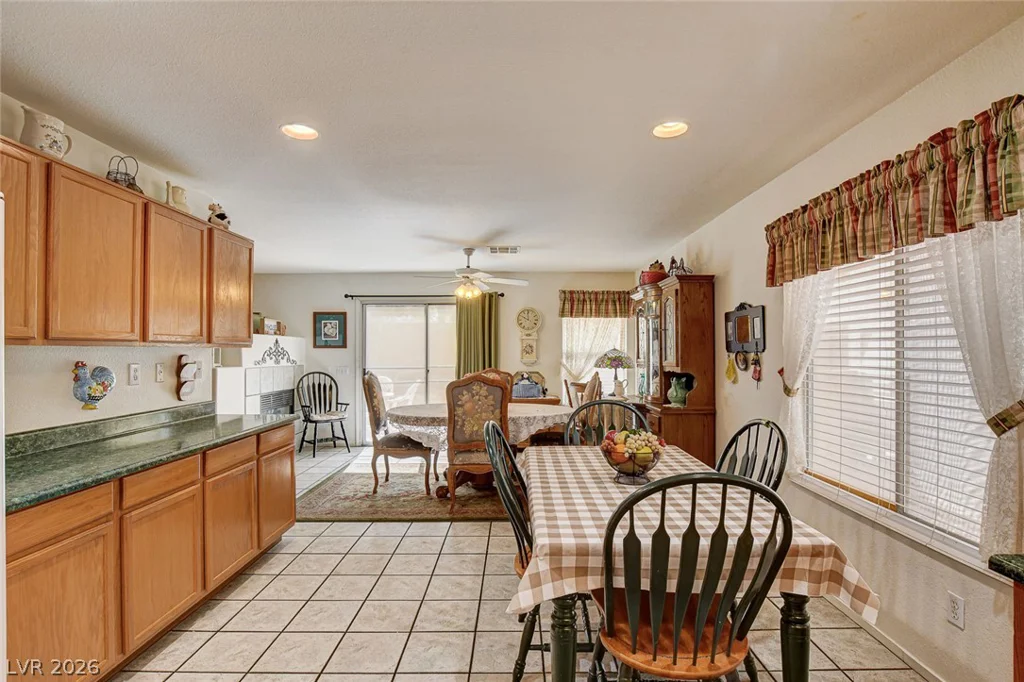 3709 Shanagolden, Las Vegas, NV 89129