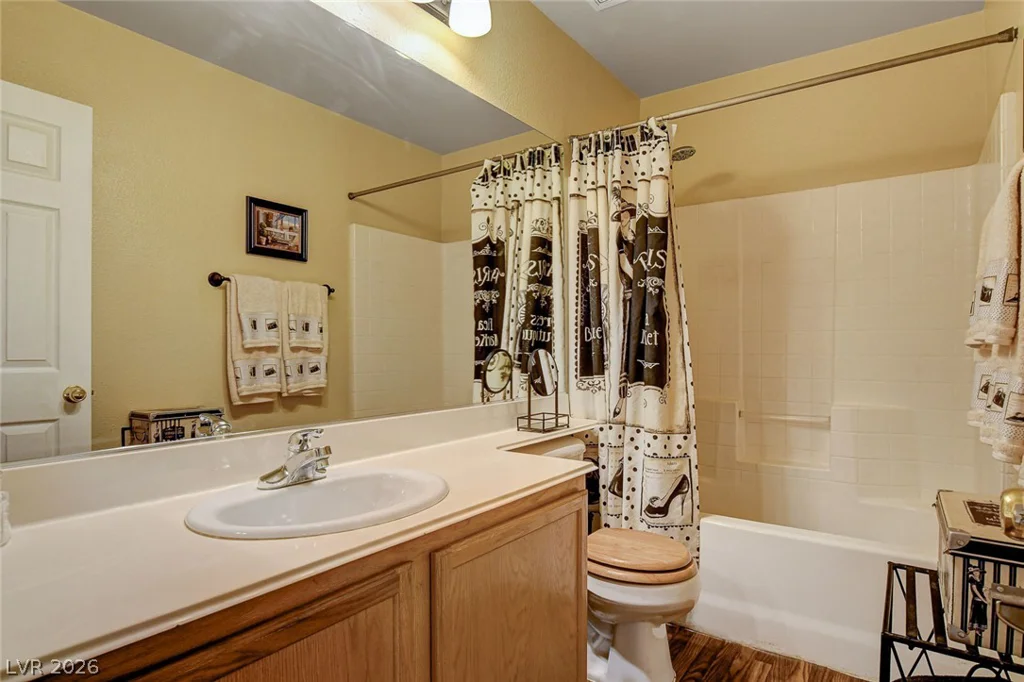 3709 Shanagolden, Las Vegas, NV 89129