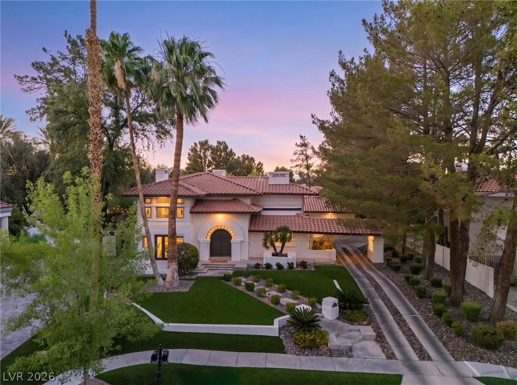 2233 Versailles, Henderson, NV 89074