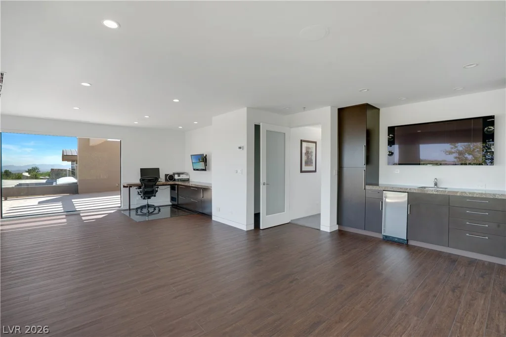 10 Ridge Blossom, Las Vegas, NV 89135