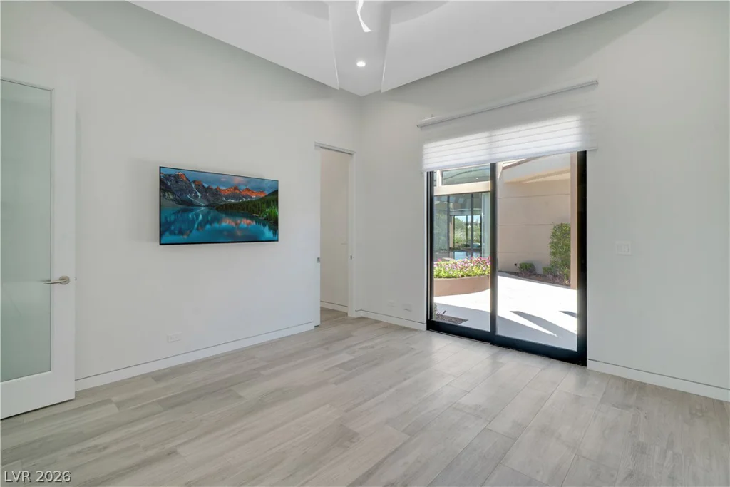 10 Ridge Blossom, Las Vegas, NV 89135