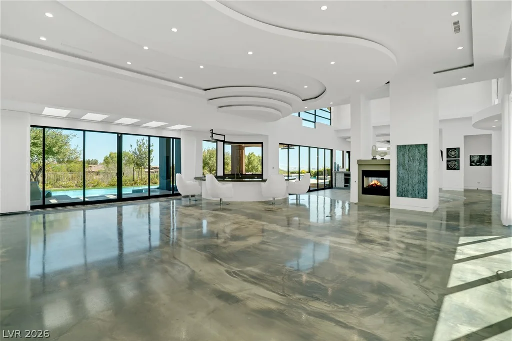 10 Ridge Blossom, Las Vegas, NV 89135