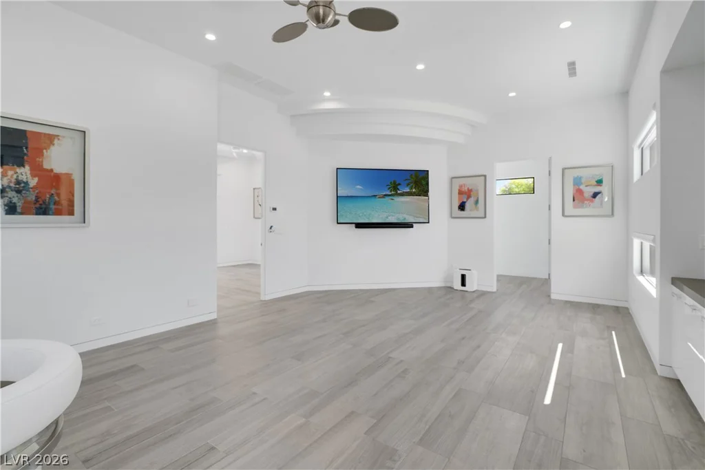 10 Ridge Blossom, Las Vegas, NV 89135