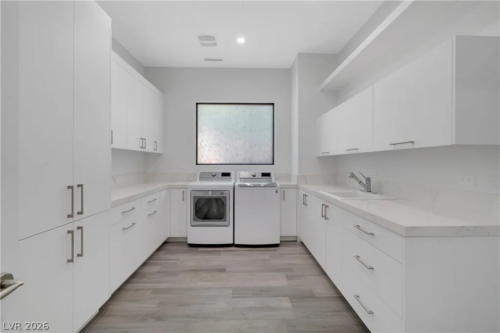 10 Ridge Blossom, Las Vegas, NV 89135