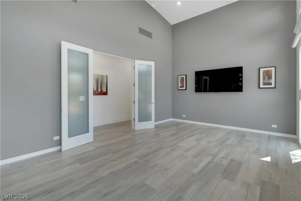 10 Ridge Blossom, Las Vegas, NV 89135