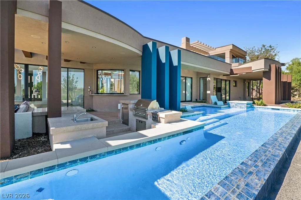 10 Ridge Blossom, Las Vegas, NV 89135