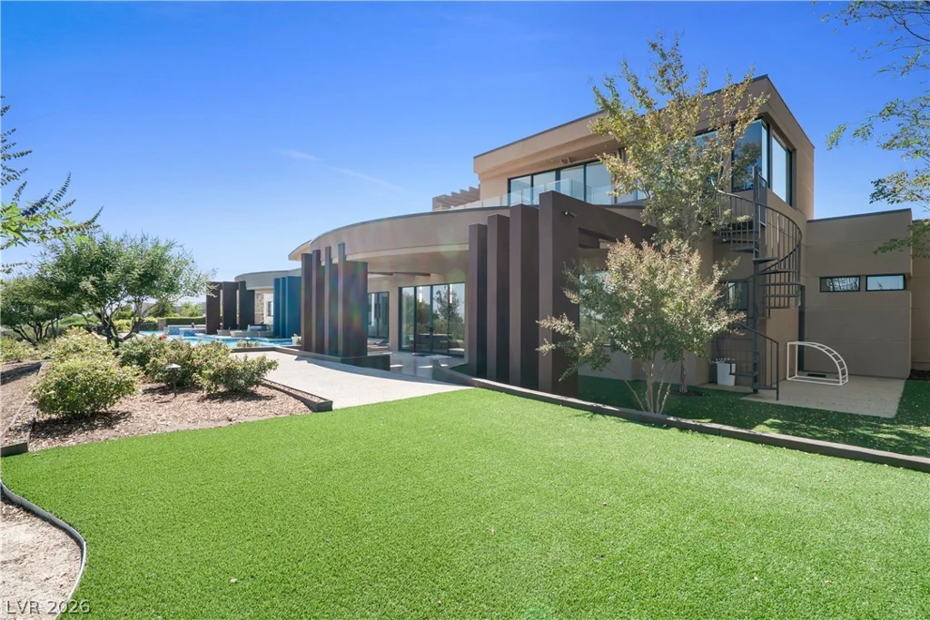 10 Ridge Blossom, Las Vegas, NV 89135