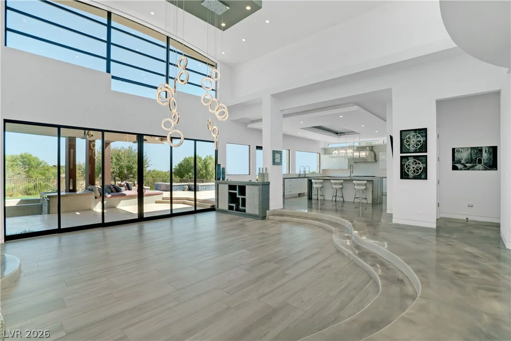 10 Ridge Blossom, Las Vegas, NV 89135