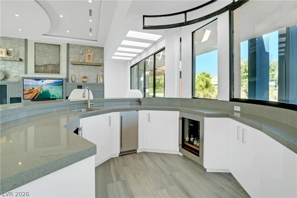 10 Ridge Blossom, Las Vegas, NV 89135