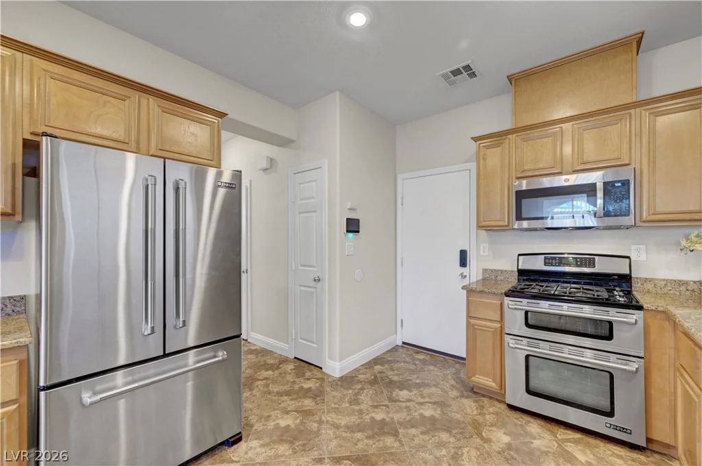 9151 SENDERO, Las Vegas, NV 89178