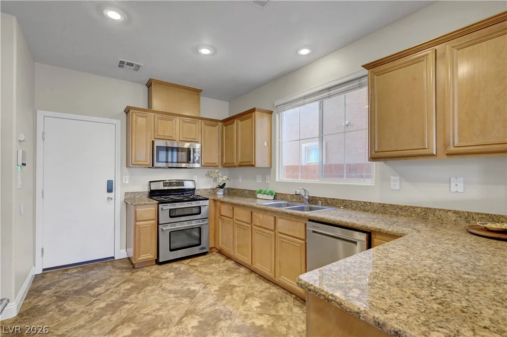 9151 SENDERO, Las Vegas, NV 89178