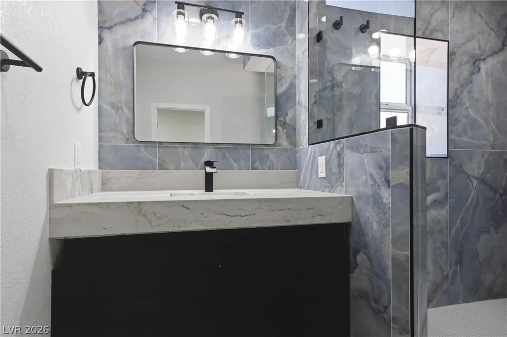 9104 Sundial, Las Vegas, NV 89134