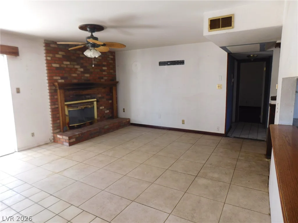 7105 Pinelake, Las Vegas, NV 89145