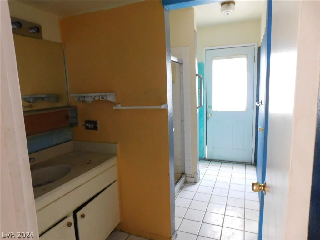 7105 Pinelake, Las Vegas, NV 89145
