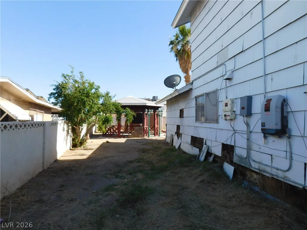 7105 Pinelake, Las Vegas, NV 89145