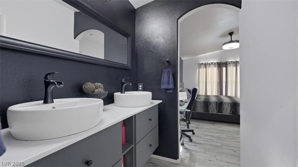 5940 High Steed, Henderson, NV 89011