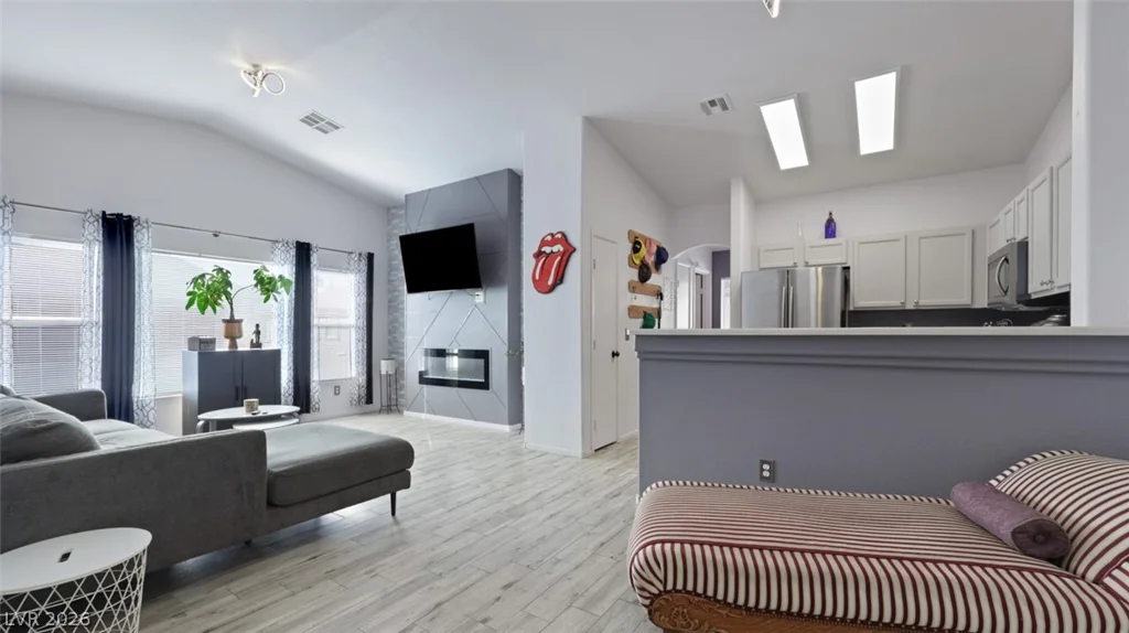 5940 High Steed, Henderson, NV 89011