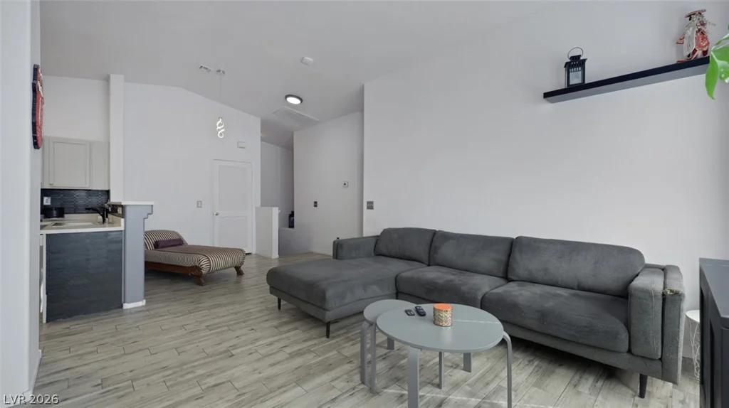 5940 High Steed, Henderson, NV 89011