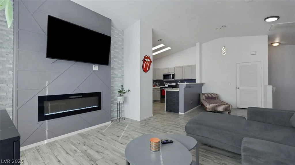5940 High Steed, Henderson, NV 89011