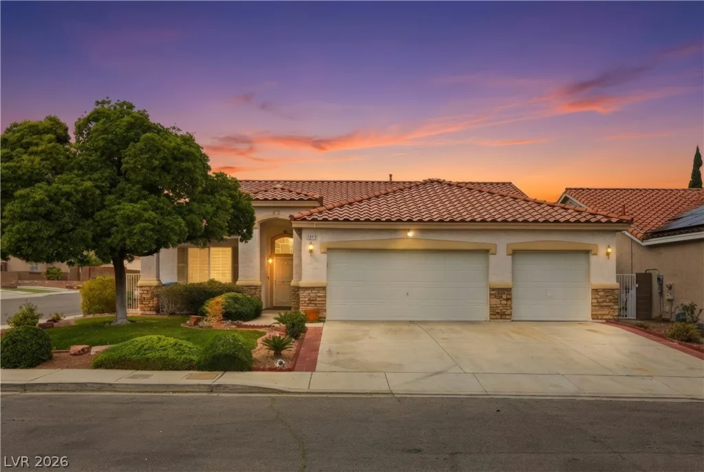 5871 Lost Valley, Las Vegas, NV 89113