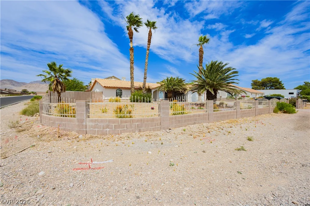 5525 Tee Pee, Las Vegas, NV 89149