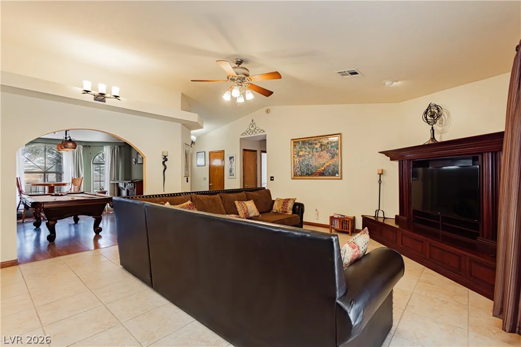 5525 Tee Pee, Las Vegas, NV 89149
