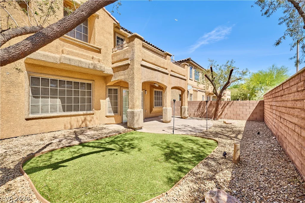 9792 Twin Mill, Las Vegas, NV 89178