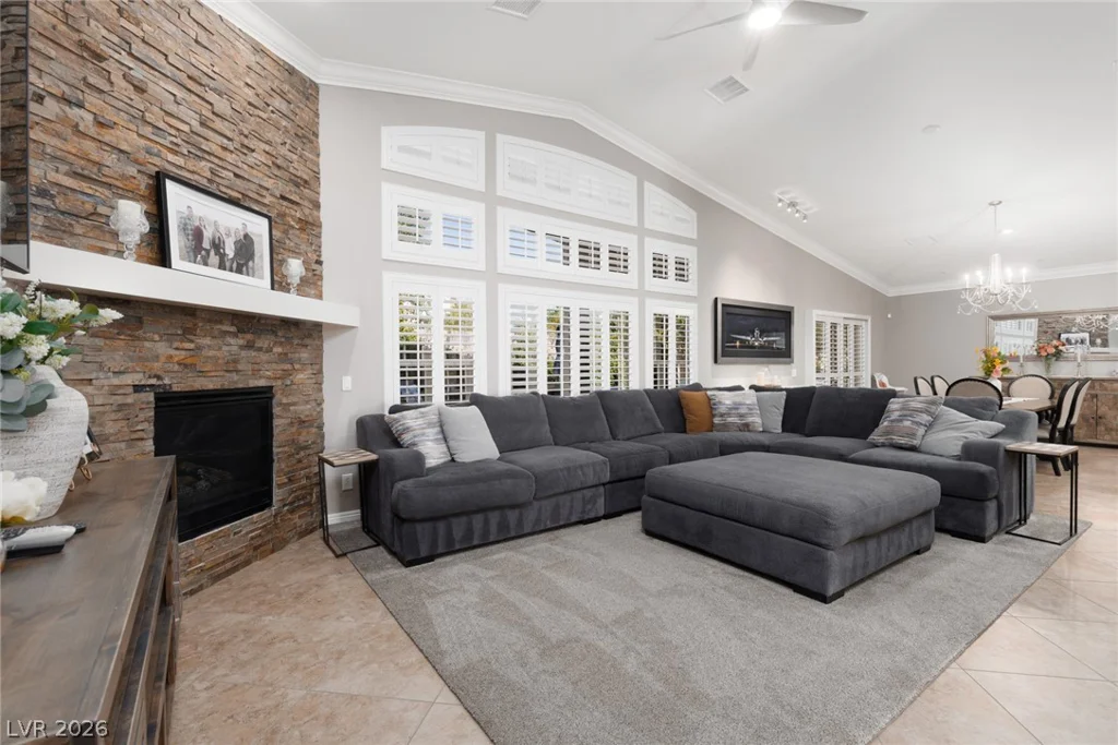 11233 Carson Brook, Las Vegas, NV 89183