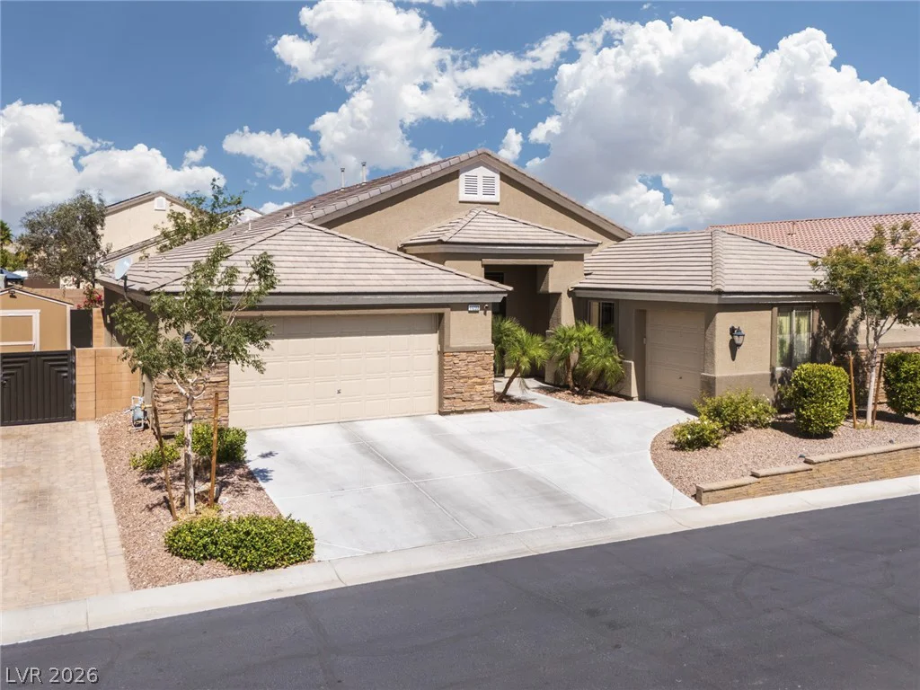 11233 Carson Brook, Las Vegas, NV 89183