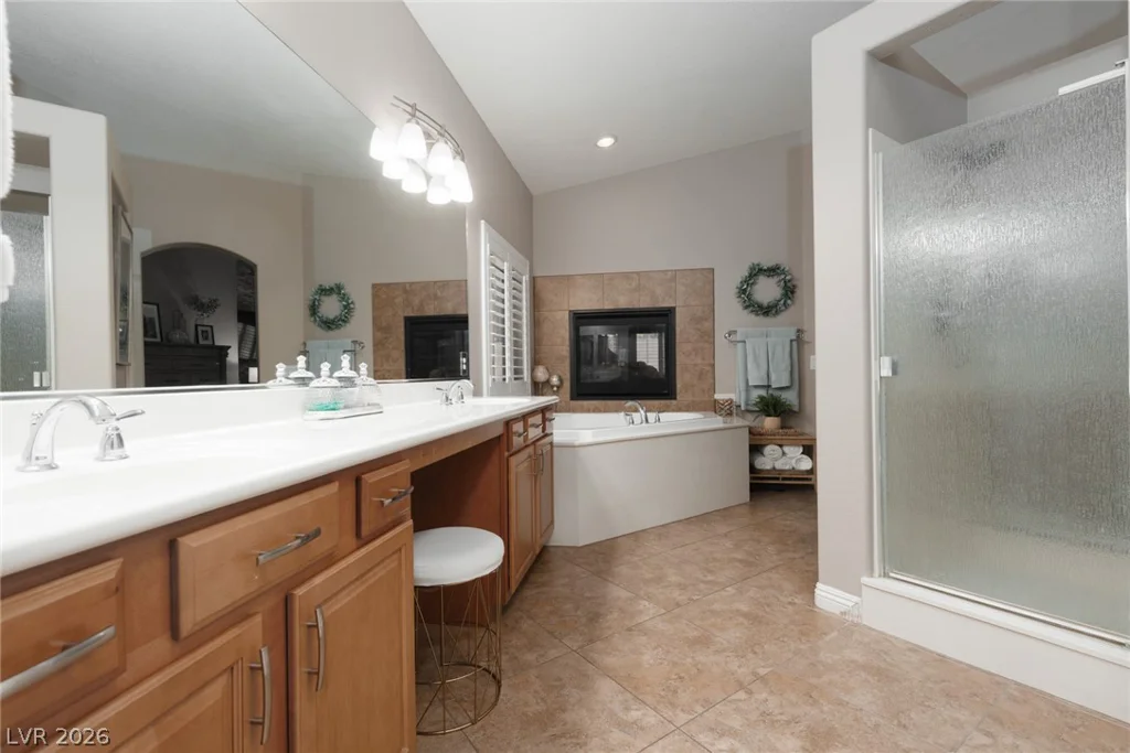 11233 Carson Brook, Las Vegas, NV 89183