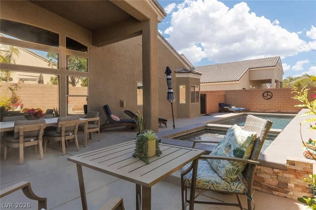 11233 Carson Brook, Las Vegas, NV 89183
