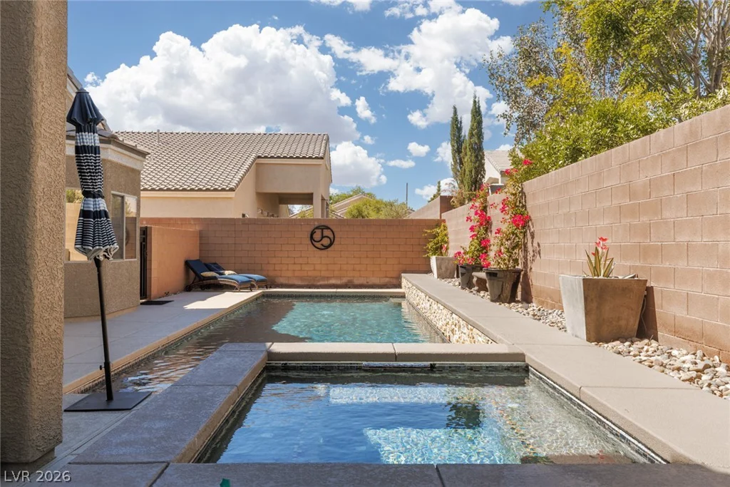 11233 Carson Brook, Las Vegas, NV 89183