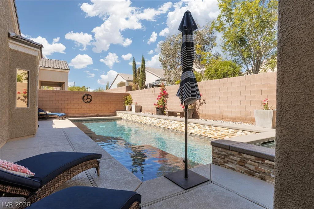 11233 Carson Brook, Las Vegas, NV 89183