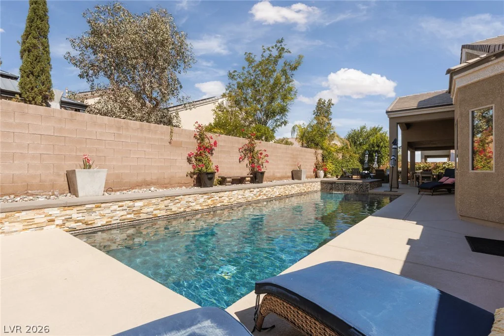 11233 Carson Brook, Las Vegas, NV 89183