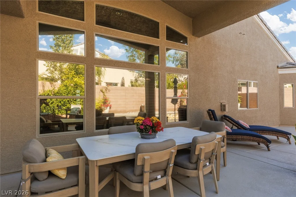 11233 Carson Brook, Las Vegas, NV 89183